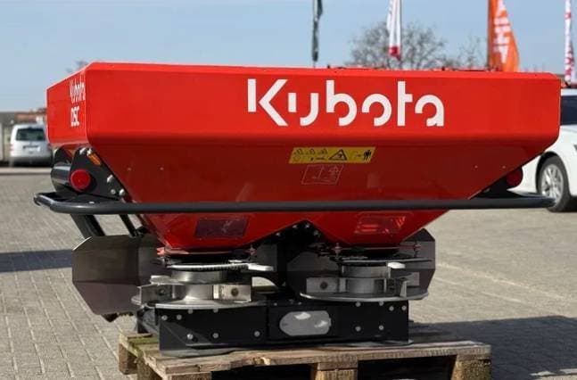 Kubota rozsiewacz nawozu 500L - precyzyjny rozrzut